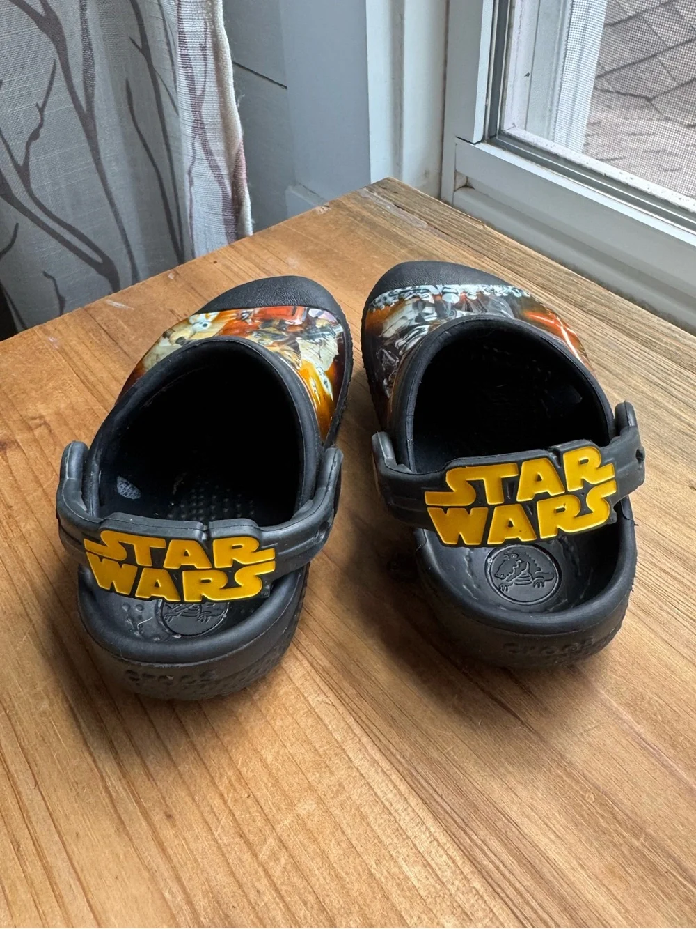 Crocs Baby/Toddler Star Wars Clogs Size 4/5